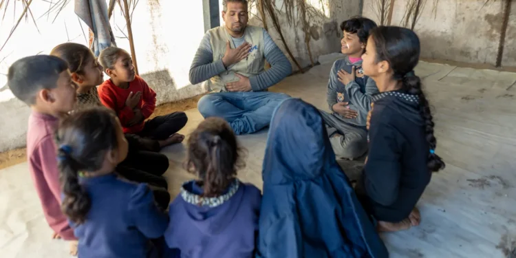 غزہ میں کٹھن حالات کے باوجود طالبات کی امتحان میں شاندار کامیابی