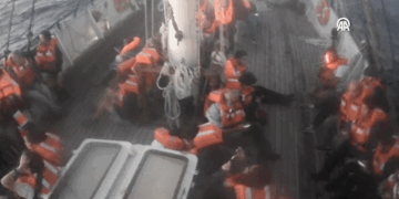 بزدلانہ اسرائیلی حملہ: صمود فلوٹیلا سے دو سوکارکن گرفتار، عالمی سطح پر مذمت