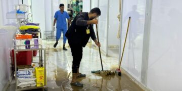 شدید بارشوں  نے فیلڈ ہسپتال زیرِ آب کر دیا