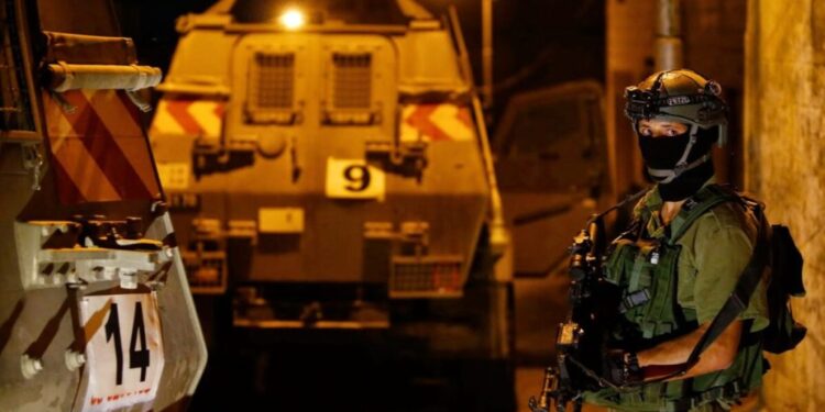 نابلس: بیت فُوریک میں اسرائیلی فائرنگ، فلسطینی نوجوان زخمی