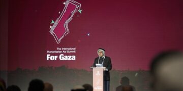 استنبول کانفرنس: غزہ کے لیے بین الاقوامی امدادی مرکز قائم کرنے کا مطالبہ