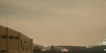 لبنان کے جنوبی شہروں پر اسرائیلی توپ خانے کی شدید گولہ باری