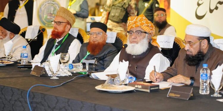 پاکستانی علماء کا متحدہ موقف: فلسطین کی حمایت اور غزہ میں فوجی مداخلت مسترد