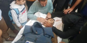 غزہ میں صحافی فوٹوگرافر شہید، متعدد افراد فائرنگ سے زخمی