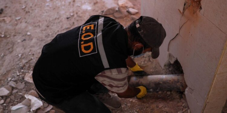 غزہ پولیس کے مطابق نومبر میں 252 خطرناک بم بے اثر کیئے گۓ