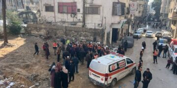 غزہ میں تباہ شدہ عمارتوں سے 60 فلسطینی شہداء کے جسد خاکی برآمد