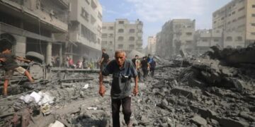 غزہ پر قابض اسرائیلی فوج کی شدید فضائی بمباری، جنگ بندی خاک میں مل گئی