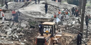 دس اکتوبر کے بعد تباہ شدہ عمارتوں کی تباہ کاری، 18 شہریوں کی شہادت