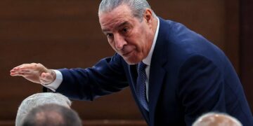 اسرائیل نے حسین الشیخ کو بیت لحم اور کرسمس تقریبات میں شرکت سے روک دیا