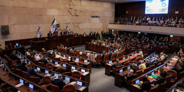 قابض اسرائیل کی میڈیا پابندیاں جاری، غیر ملکی چینلز پر سنہ 2027 تک قدغن