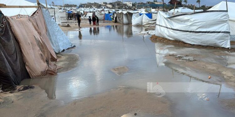 غزہ میں انسانی تباہی، سردی اور اسرائیلی حملے بحران کو بڑھا رہے ہیں
