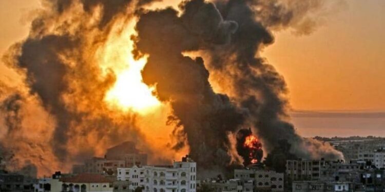 غزہ شہر اور دیر البلح پر اسرائیلی فضائی حملے، 7 فلسطینی شہید