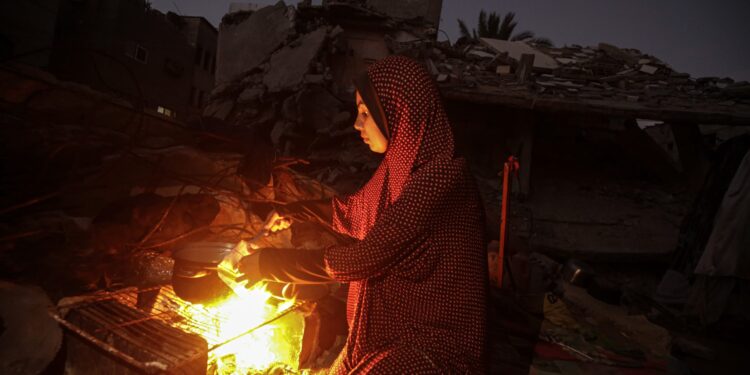 غزہ میں بجلی کا بحران، شہریوں کی زندگیاں اجیرن