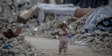 قابض اسرائیل کے غزہ میں فضائی حملے، دو فلسطینی شہید