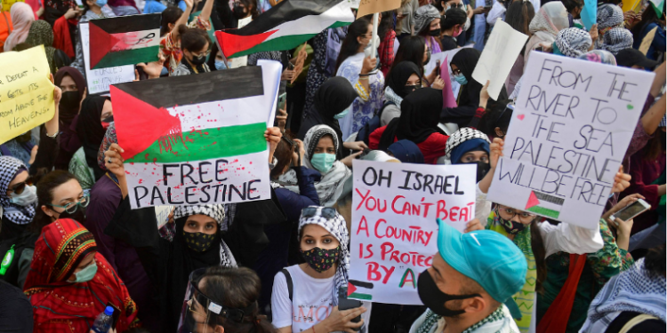 فلسطینی عوام سے یکجہتی کے لئے کراچی میں احتجاجی مظاہرہ