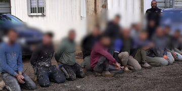 مقبوضہ فلسطینی علاقوں میں مزدور گرفتار، ذلت آمیز سلوک