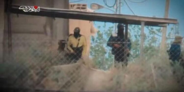 فلسطینی اتھارٹی پر غزہ میں جرائم پیشہ گروہوں کی مدد کا انکشاف