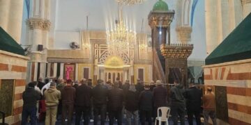 مسجدِ ابراھیمی سے قابض اسرائیل نے مدیرِ مسجد کو بے دخل کر دیا