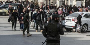 حلب میدانِ جنگ بن گیا، شدید جھڑپوں کے باعث ہزاروں شہری بے گھر