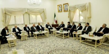 قطر میں حماس وفد کی علی لاریجانی سے ملاقات، ایران سے یکجہتی کا اظہار