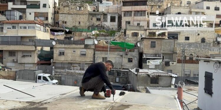 فلسطینی شہری پر اسرائیلی دباؤ، گھر کا ایک حصہ زبردستی مسمار