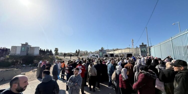 غرب اردن کے شہری مسجد اقصیٰ میں رمضان کی پہلی نماز جمعہ سے محروم