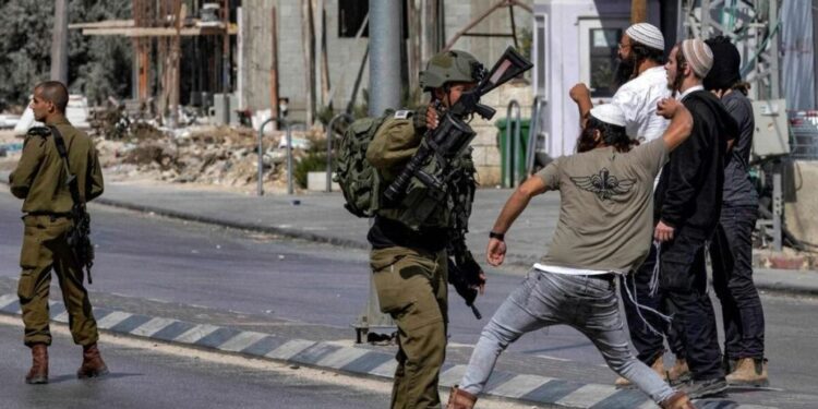 نابلس و بیت لحم میں یہودی آبادکاروں کا فلسطینی گھروں پر حملہ