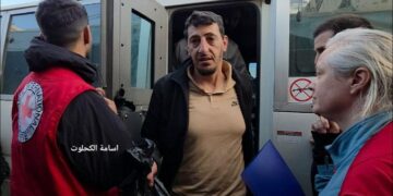 غزہ میں آٹھ فلسطینی اسیران کی رہائی، جسمانی تشدد کے آثار نمایاں