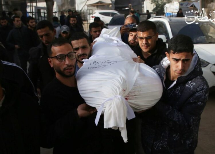 غزہ میں اسرائیلی حملے، القسام بریگیڈز کے کمانڈر سمیت 15 فلسطینی شہید