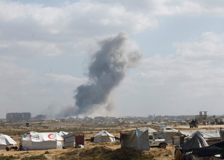 غزہ میں قابض اسرائیل کی گولہ باری اور عمارتوں کی تباہی کا سلسلہ جاری