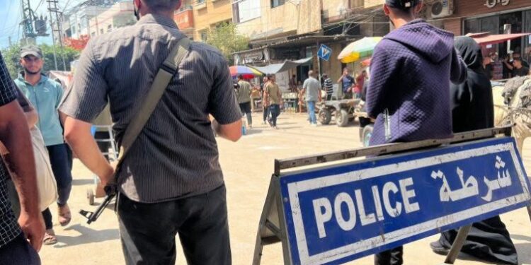 حماس: پولیس اہلکاروں پر حملے اسرائیلی فوج کی سنگین خلاف ورزی