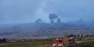 جنوبی لبنان میں اسرائیلی فضائی حملوں کا سلسلہ جاری، ایک شہید اور متعدد زخمی