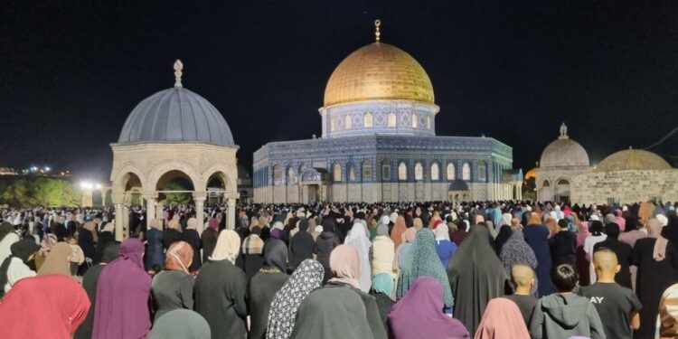 قابض اسرائیل نے محکمہ اوقاف کو مسجد اقصیٰ میں رمضان تیاریوں سے روک دیا