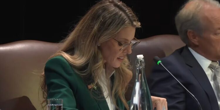 اسرائیل کے سامنے جھکنے کے بجائے موت کو ترجیح دوں گی، امریکی عہدیدار