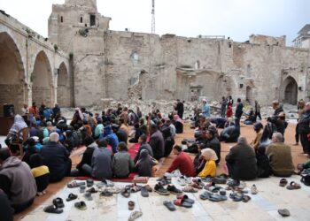 عید الفطر کی آمد اور فلسطین، لبنان اور ایران لہو لہو