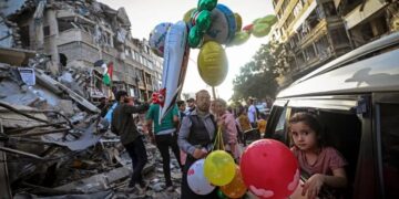 عید کی آمد مگر غزہ میں غربت اور جنگ کے سائے