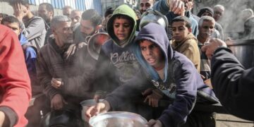 غزہ بحران سنگین، امداد میں کمی سے قحط کا خدشہ بڑھ گیا