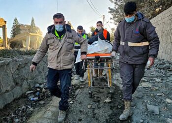 لبنان پر اسرائیلی فضائی حملے:  16 شہری شہید