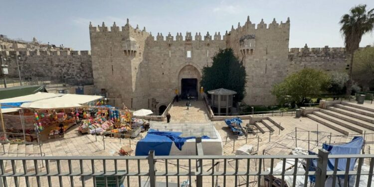 مسجد اقصیٰ میں عید الفطر کی نماز کی حماس کی عوام سے اپیل