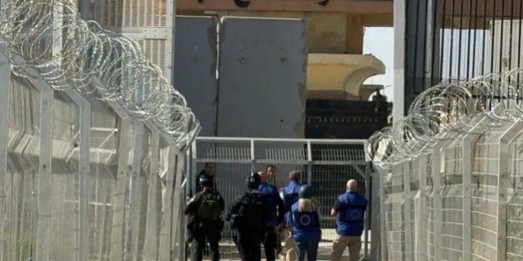 رفح کراسنگ کھلوانے کے لیے عالمی کمیونٹی کی طرف سے اسرائیل پر دباؤ