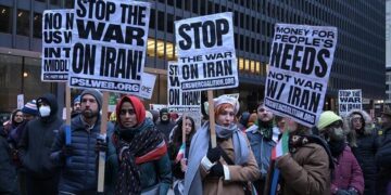 امریکی عوام کی اکثریت ایران پر حملوں اور ٹرمپ کی پالیسیوں کے خلاف