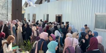 مواصی میں عارضی یونیورسٹی کا قیام، غزہ کی نوجوان نسل کے لیے امید کی کرن