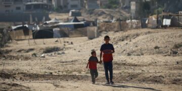 غزہ میں اسرائیلی حملوں کے بعد 2900 سے زائد فلسطینی بچے لاپتہ