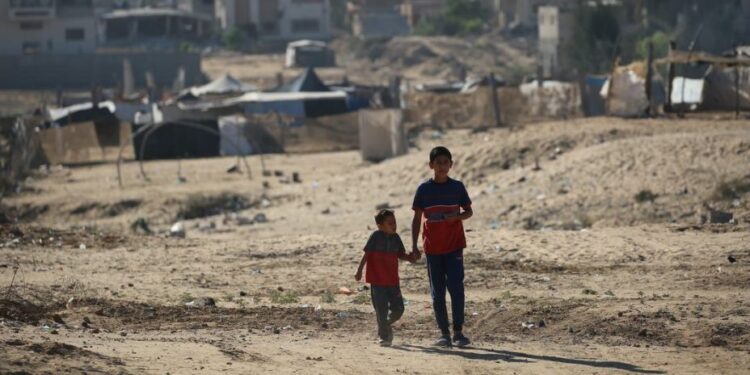 غزہ میں اسرائیلی حملوں کے بعد 2900 سے زائد فلسطینی بچے لاپتہ