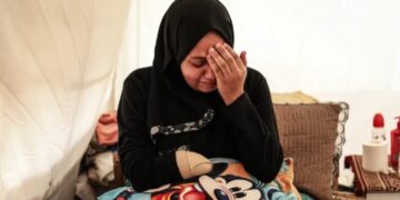 غزہ کے معذور مریض مصر میں قانونی اور انسانی بحران کا شکار: گارڈین رپورٹ