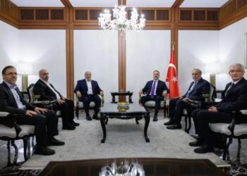 ترکی کے وزیر خارجہ سے حماس کی اعلیٰ سطحی افد کی ملاقات