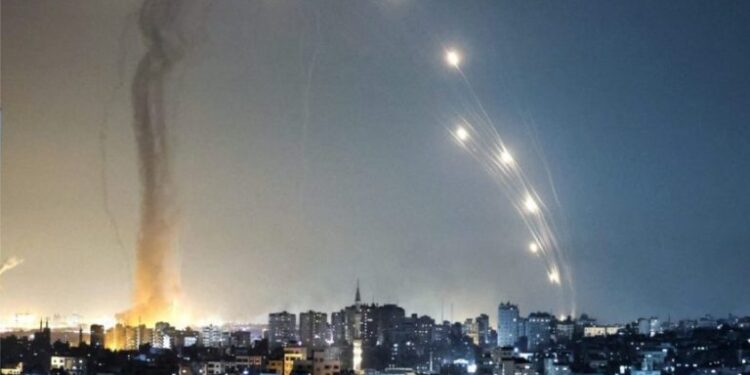 حزب اللہ کے 33 نئے حملے، مارچ کے آغاز سے قابض اسرائیل پر کارروائیوں کی تعداد 1221 تک پہنچ گئی