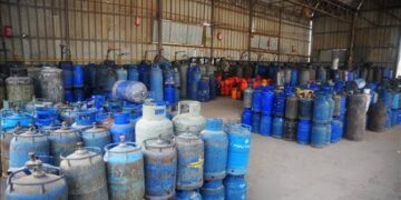 غزہ انتظامیہ کی گھریلو گیس کے نام پر فراڈ کرنے والوں کیلئے سخت وارننگ جاری