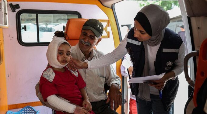 غزہ کے 69 مریضوں کی علاج کے لیے بیرون ملک منتقلی