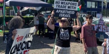 غزہ کی بربریت میں معاونت کرنے والی آسٹریلوی کمپنی کے خلاف احتجاجی مارچ